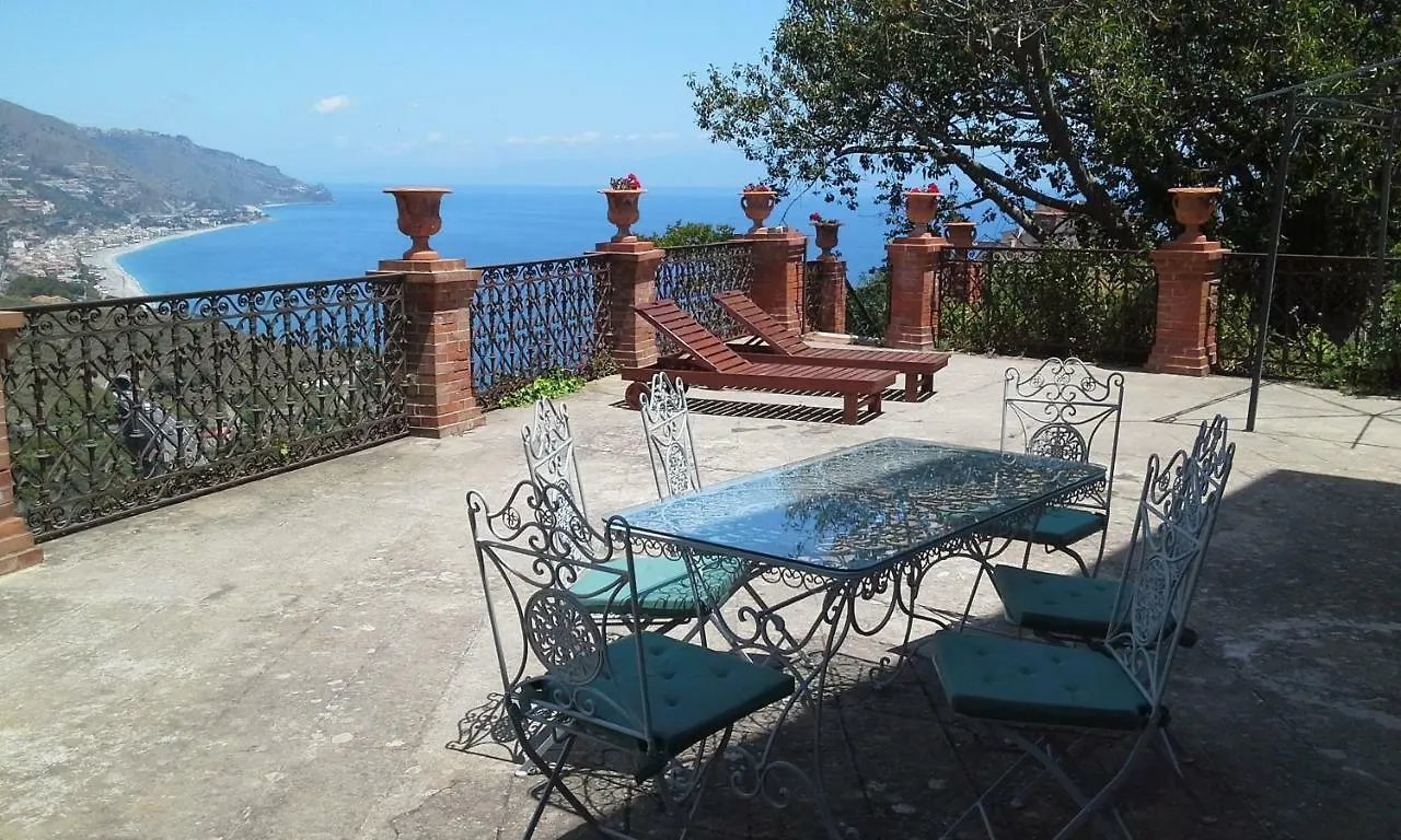 La Cage Aux Folles B&B Taormina